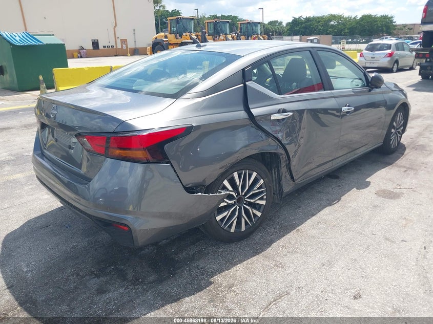 2025 Nissan Altima VIN 1N4BL4DV2SN389507 IAAI salvage auction — SIDE, Enterprise Vehicles Clear Only (Indiana), sold $10,100 on 2026-08-20 (photo 4)