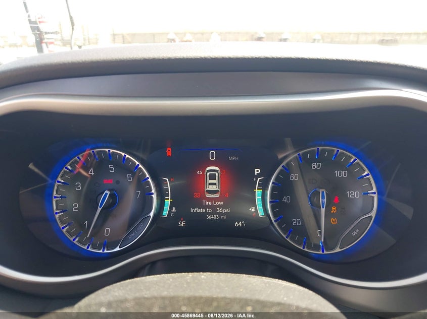 2025 Chrysler Pacifica VIN 2C4RC1BG5SR552164 IAAI salvage auction — SIDE, Salvage Title, sold $15,200 on 2026-08-19 (photo 7)