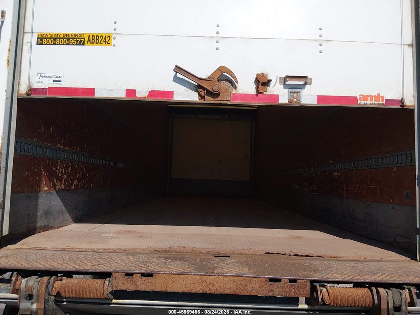 2017 International VIN 1HTMMMMM0HH161460 IAAI salvage auction — UNDERCARRIAGE, Regular Certificate (Iowa), sold $2,500 on 2026-09-12 (photo 8)
