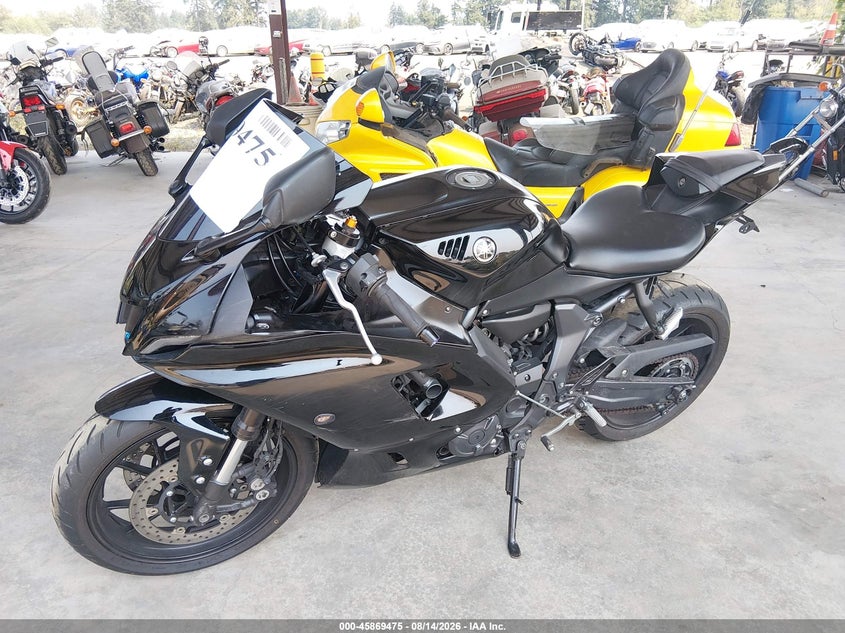 2023 Yamaha Yzf VIN JYARM38E5PA005014 IAAI salvage auction — LEFT & RIGHT, Wait Title, sold $2,050 on 2026-09-09 (photo 2)