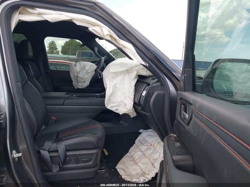 2025 Nissan Armada VIN JN8AY3DE5S9404919 IAAI salvage auction — FRONT END, Wait Title, sold $30,750 on 2026-09-29 (photo 5)