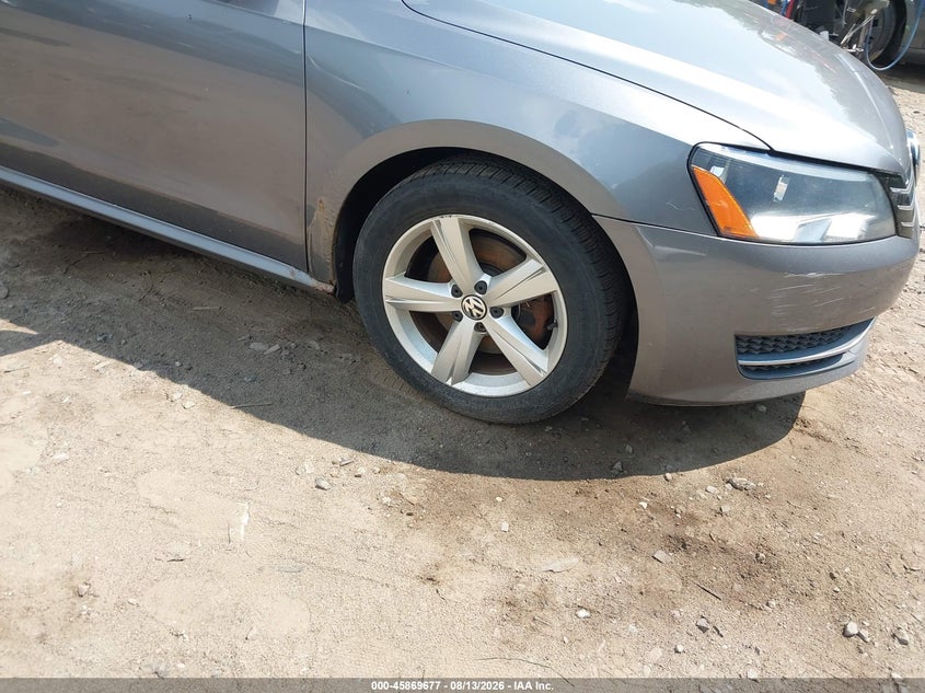 2012 Volkswagen Passat VIN 1VWBP7A36CC031775 IAAI salvage auction — NORMAL WEAR, Clear (Massachusetts), sold $725 on 2026-09-02 (photo 6)