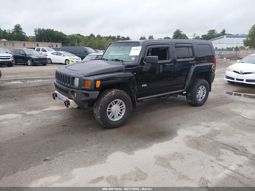 2008 Hummer H3 VIN 5GTEN13E788155610 IAAI salvage auction — NORMAL WEAR, Original (New Hampshire), sold $425 on 2026-09-16 (photo 2)