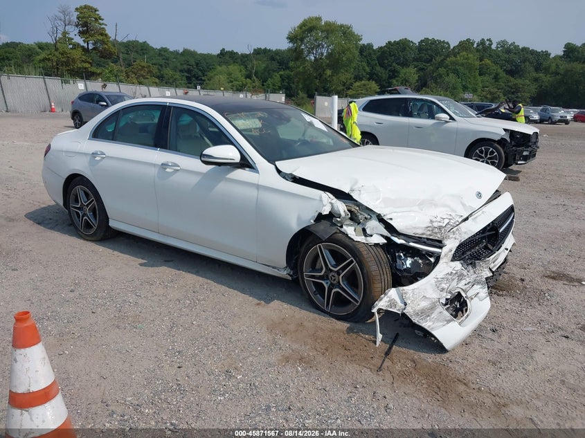 2021 Mercedes-benz E-klasse VIN W1KZF8EBXMA893718 — IAAI salvage auction photo