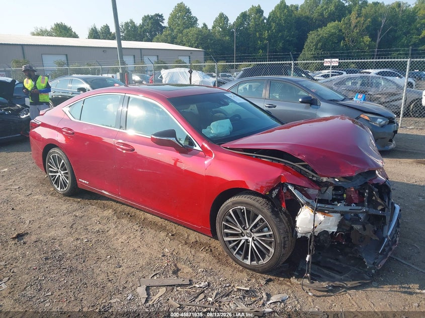 2022 Lexus ES VIN 58ADA1C11NU016706 — IAAI salvage auction photo