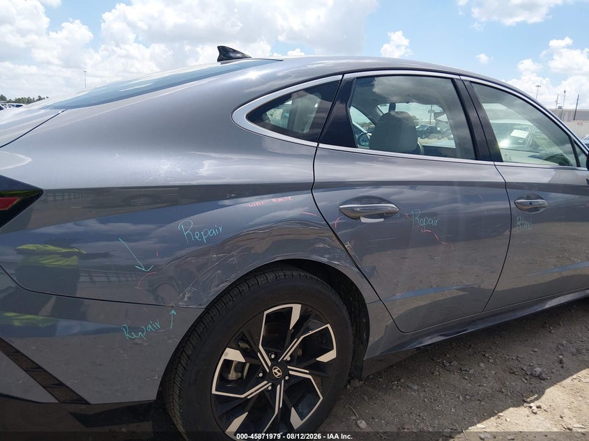 2025 Hyundai Sonata VIN KMHL64JA2SA472896 IAAI salvage auction — REAR END, Salvage Title, sold $16,200 on 2026-08-20 (photo 6)