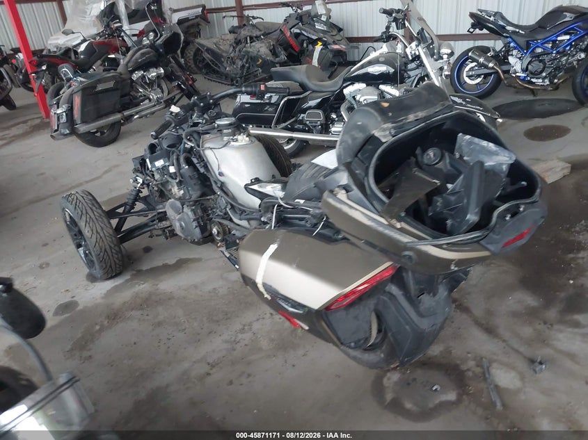 2020 Can-am/ brp Spyder VIN 2BXREDD22LV000756 IAAI salvage auction — FRONT END, Salvage (Iowa), sold $25 on 2026-09-18 (photo 3)