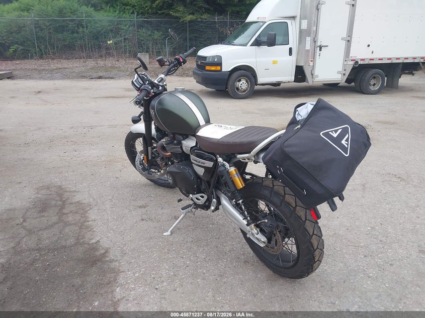 2023 Triumph motorcycle Scrambler VIN SMTD45HG2PTBH3211 IAAI salvage auction — FRONT END, Salvage (Maine), sold $3,250 on 2026-09-30 (photo 3)