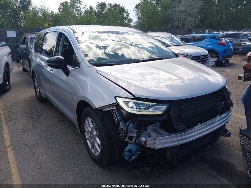 2024 Chrysler Pacifica VIN 2C4RC1BGXRR145953 — IAAI salvage auction photo