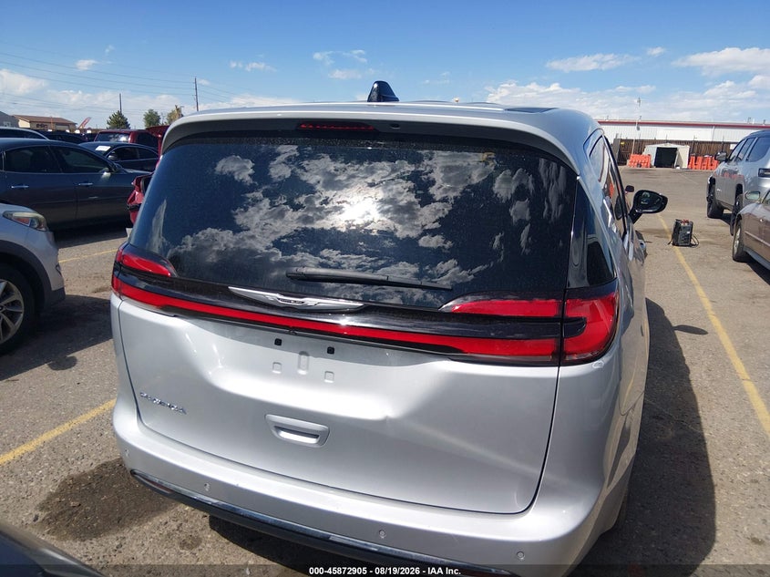 2024 Chrysler Pacifica VIN 2C4RC1BGXRR145953 IAAI salvage auction — FRONT END, Salvage Title, sold $13,100 on 2026-08-22 (photo 4)