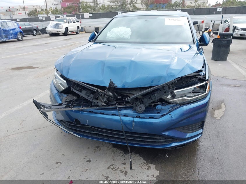 2019 Volkswagen Jetta VIN 3VWCB7BUXKM236877 IAAI salvage auction — FRONT END, Wait Title, sold $1,950 on 2026-08-26 (photo 6)