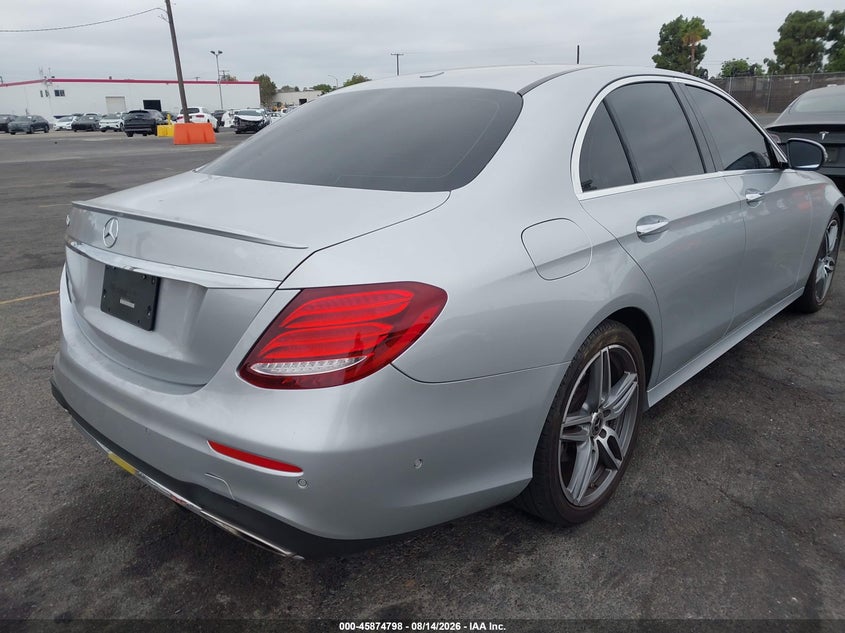 2019 Mercedes-benz E-klasse VIN WDDZF4JB5KA626336 IAAI salvage auction — REAR END, Wait Title, sold $10,475 on 2026-09-10 (photo 4)