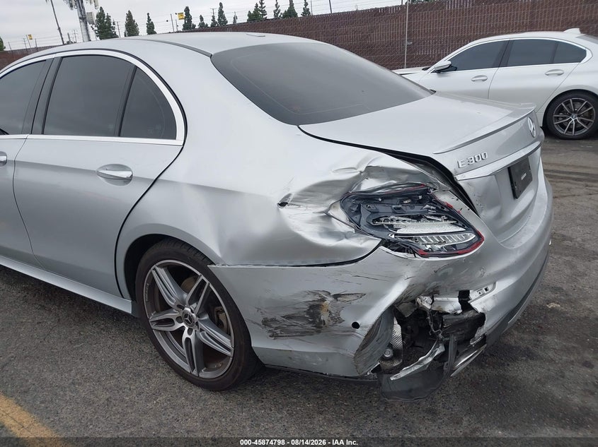 2019 Mercedes-benz E-klasse VIN WDDZF4JB5KA626336 IAAI salvage auction — REAR END, Wait Title, sold $10,475 on 2026-09-10 (photo 6)
