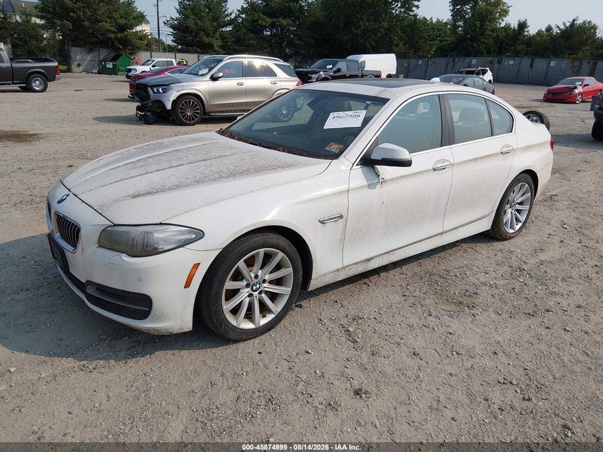 2014 BMW 5 series VIN WBA5B3C58ED533087 IAAI salvage auction — NORMAL WEAR, Clear (New Jersey), sold $600 on 2026-08-18 (photo 2)