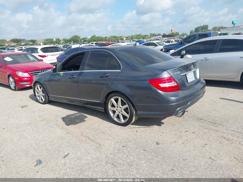 2014 Mercedes-benz C-klasse VIN WDDGF4HB5EA957189 IAAI salvage auction — NORMAL WEAR, Original (Texas), sold $25 on 2026-08-19 (photo 3)
