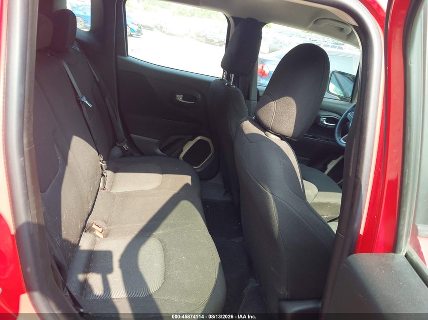 2016 Jeep Renegade VIN ZACCJBAW8GPE38259 IAAI salvage auction — NORMAL WEAR, Clear (Pennsylvania), sold $2,425 on 2026-08-21 (photo 8)