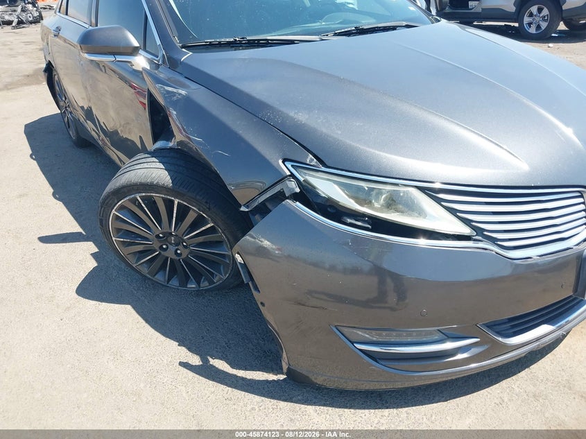 2015 Lincoln Mkz VIN 3LN6L2J90FR627540 IAAI salvage auction — RIGHT SIDE, Salvage Title, sold $975 on 2026-09-20 (photo 6)