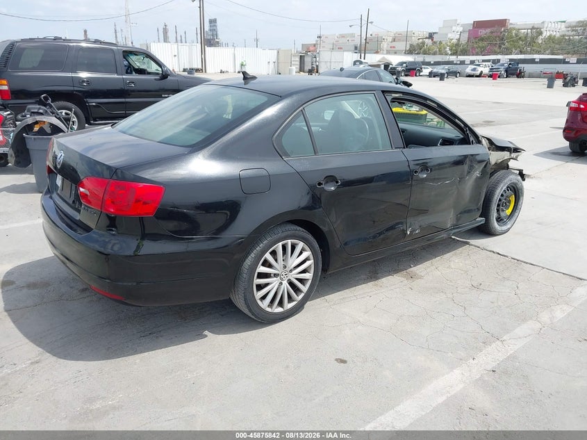 2011 Volkswagen Jetta VIN 3VWLZ7AJ7BM308153 IAAI salvage auction — FRONT END, Salvage (California), sold $775 on 2026-08-21 (photo 4)
