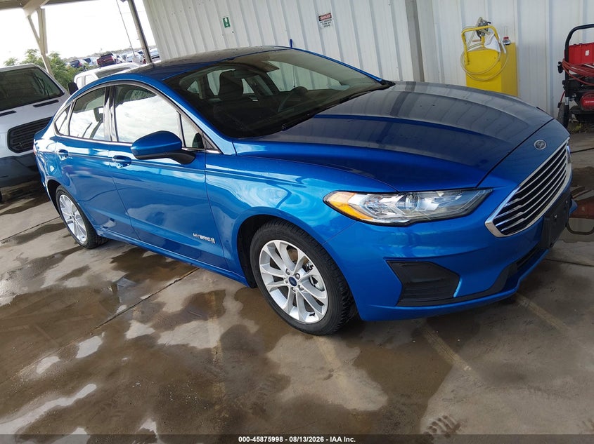 2019 Ford Fusion VIN 3FA6P0LU8KR274544 — IAAI salvage auction photo