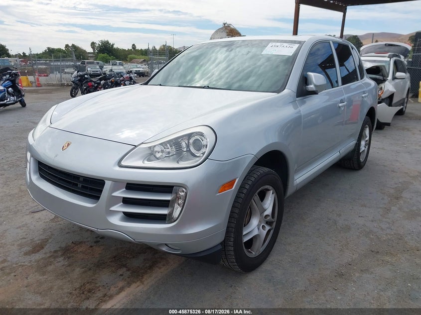 2010 Porsche Cayenne VIN WP1AA2AP9ALA02191 IAAI salvage auction — RIGHT SIDE, Salvage (Georgia), sold $1,750 on 2026-09-17 (photo 2)