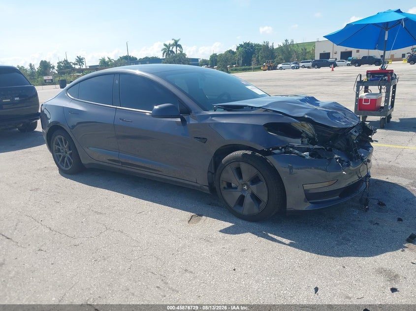 2022 Tesla Model 3 VIN 5YJ3E1EA3NF341696 IAAI salvage auction — FRONT & REAR, Wait Title, sold $5,900 on 2026-10-18 (photo 1)