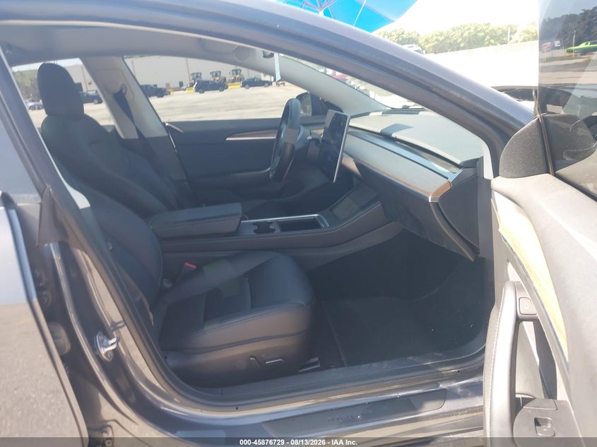 2022 Tesla Model 3 VIN 5YJ3E1EA3NF341696 IAAI salvage auction — FRONT & REAR, Wait Title, sold $5,900 on 2026-10-18 (photo 5)