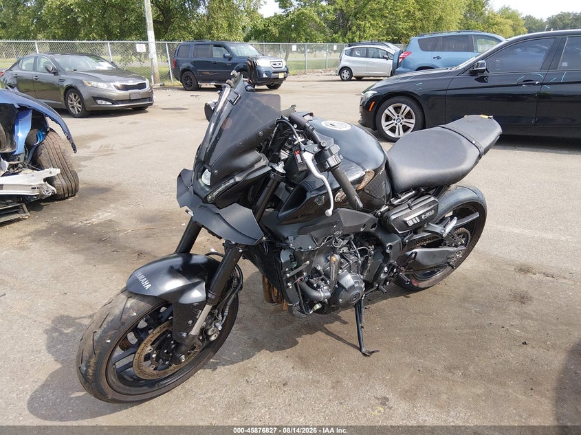 2022 Yamaha Mt VIN JYARN71E4NA002360 IAAI salvage auction — FRONT & REAR, Wait Title, sold $3,400 on 2026-10-07 (photo 2)