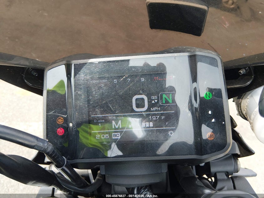 2022 Yamaha Mt VIN JYARN71E4NA002360 IAAI salvage auction — FRONT & REAR, Wait Title, sold $3,400 on 2026-10-07 (photo 7)