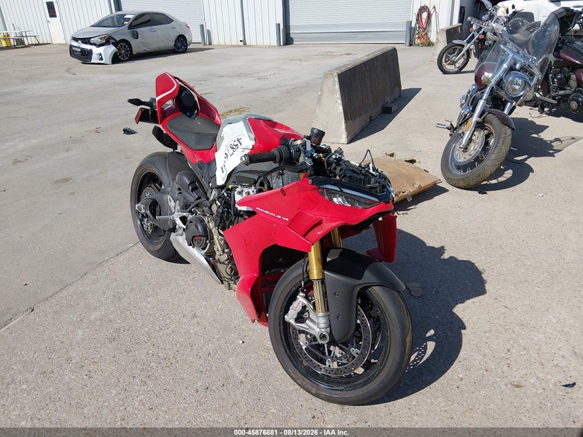 2026 Ducati VIN ZDMDAPZW8TB008326 — IAAI salvage auction photo