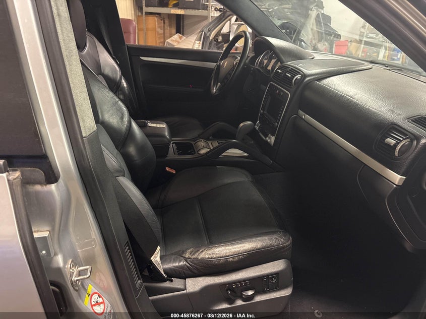2008 Porsche Cayenne VIN WP1AD29P68LA72429 IAAI salvage auction — NORMAL WEAR, Clear (Texas), sold $375 on 2026-08-20 (photo 5)
