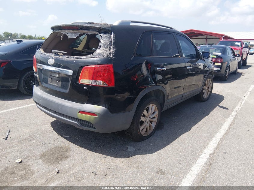 2011 Kia Sorento VIN 5XYKU3A14BG076498 IAAI salvage auction — NORMAL WEAR, Clear (Montana), sold $625 on 2026-08-31 (photo 4)
