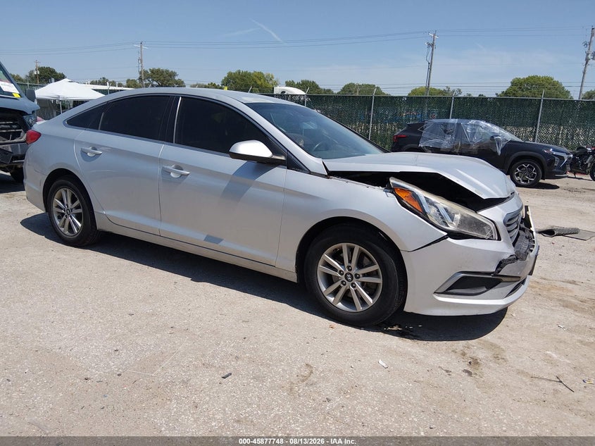 2017 Hyundai Sonata VIN 5NPE24AF4HH582936 IAAI salvage auction — FRONT END, Wait Title, sold $1,225 on 2026-09-29 (photo 1)