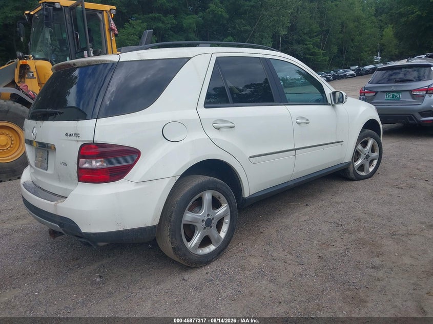 2008 Mercedes-benz Ml-class VIN 4JGBB22E28A433442 IAAI salvage auction — LEFT SIDE, Salvage (Vermont), sold $275 on 2026-09-03 (photo 3)