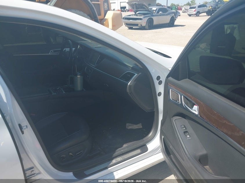 2019 Genesis G80 VIN KMHGN4JF3KU286895 IAAI salvage auction — Unknown, Wait Title, sold $0 on 2026-10-22 (photo 5)