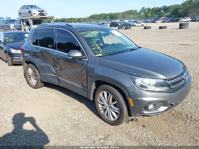 2012 Volkswagen Tiguan VIN WVGAV7AX0CW088393 IAAI salvage auction — FRONT & REAR, Wait Title, sold $375 on 2026-08-27 (photo 1)