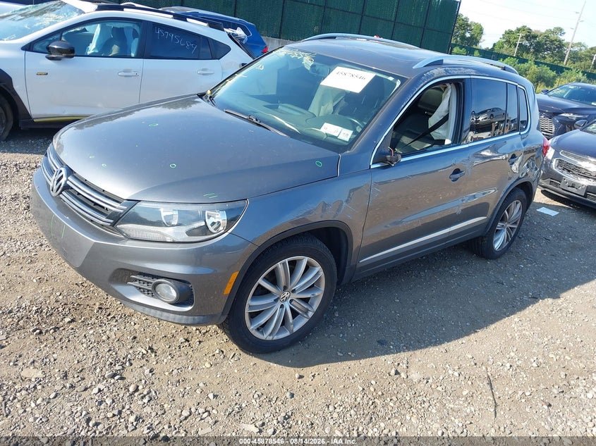2012 Volkswagen Tiguan VIN WVGAV7AX0CW088393 IAAI salvage auction — FRONT & REAR, Wait Title, sold $375 on 2026-08-27 (photo 2)