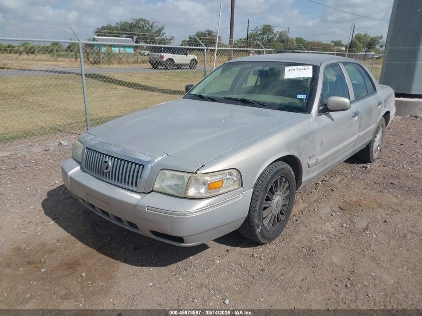2010 Mercury Grand marquis VIN 2MEBM7FV7AX612321 IAAI salvage auction — RIGHT FRONT, Salvage (Texas), sold $1,000 on 2026-09-15 (photo 2)