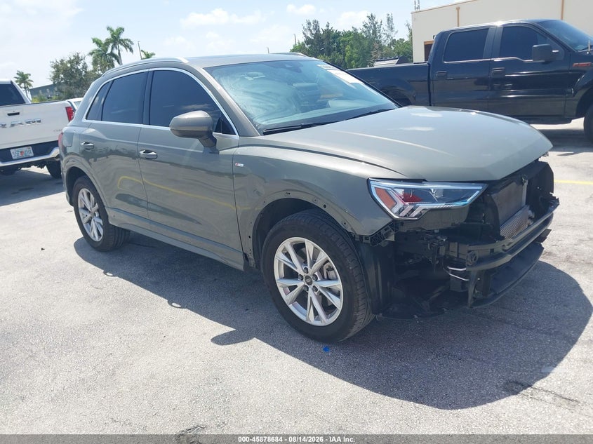 2025 Audi Q3 VIN WA1DECF30S1019869 — IAAI salvage auction photo