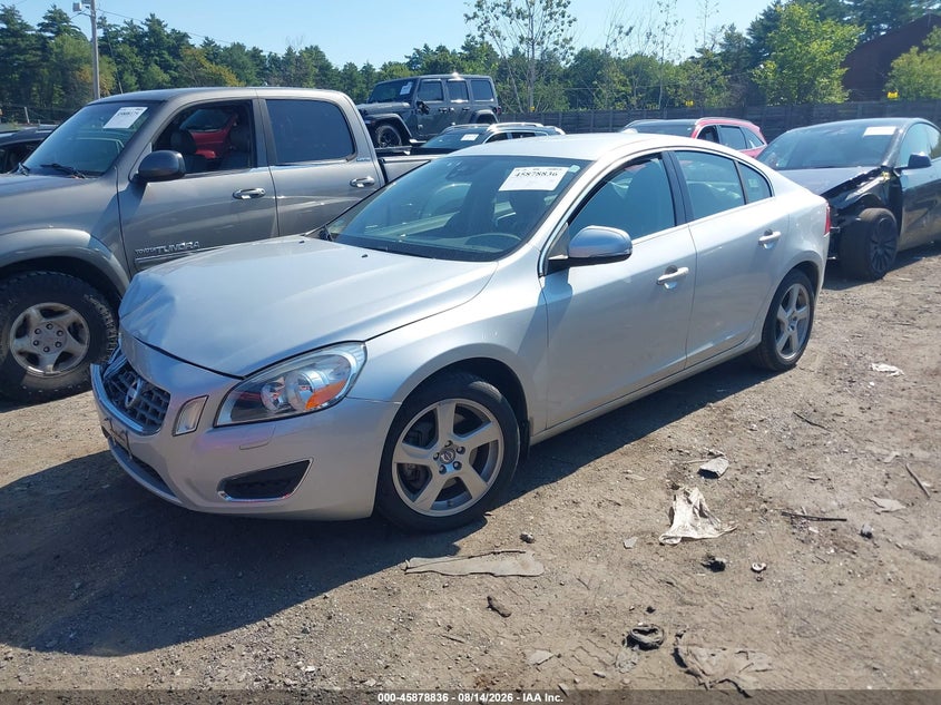 2012 Volvo S60 VIN YV1622FS2C2129126 IAAI salvage auction — FRONT END, Clear (Massachusetts), sold $1,100 on 2026-08-29 (photo 2)