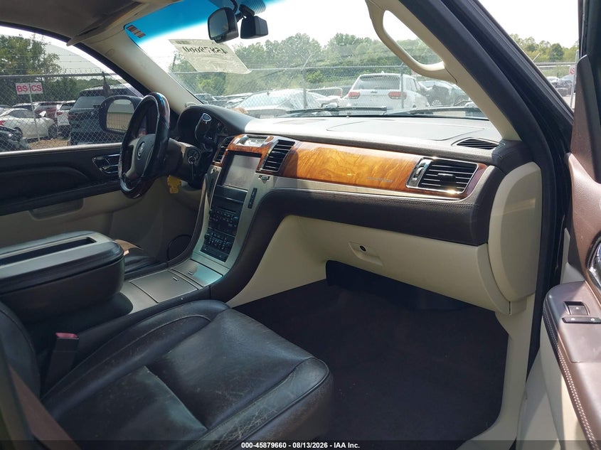2012 Cadillac Escalade VIN 1GYS4DEFXCR290243 IAAI salvage auction — ENGINE DAMAGE, Wait Title, sold $3,425 on 2026-09-03 (photo 5)
