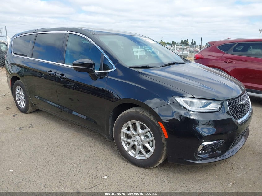 2026 Chrysler Pacifica VIN 2C4RC1BGXTR239984 — IAAI salvage auction photo