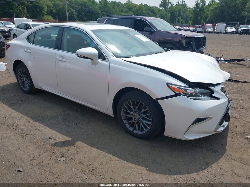 2018 Lexus ES VIN 58ABK1GG4JU112018 IAAI salvage auction — FRONT END, Salvage Title, sold $7,900 on 2026-09-27 (photo 1)