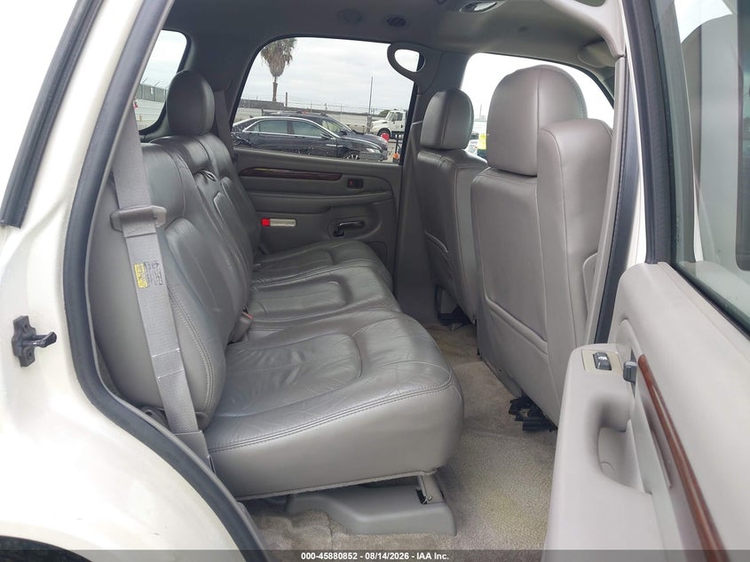 2002 Cadillac Escalade VIN 1GYEK63N12R319829 IAAI salvage auction — FRONT END, Salvage (California), sold $1,550 on 2026-08-22 (photo 8)