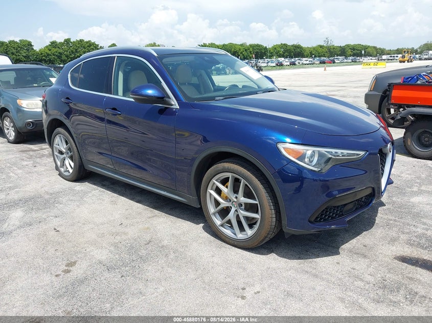 2018 Alfa romeo Stelvio VIN ZASFAKRN5J7C16170 IAAI salvage auction — NORMAL WEAR, Clear (Florida), sold $2,200 on 2026-08-20 (photo 1)