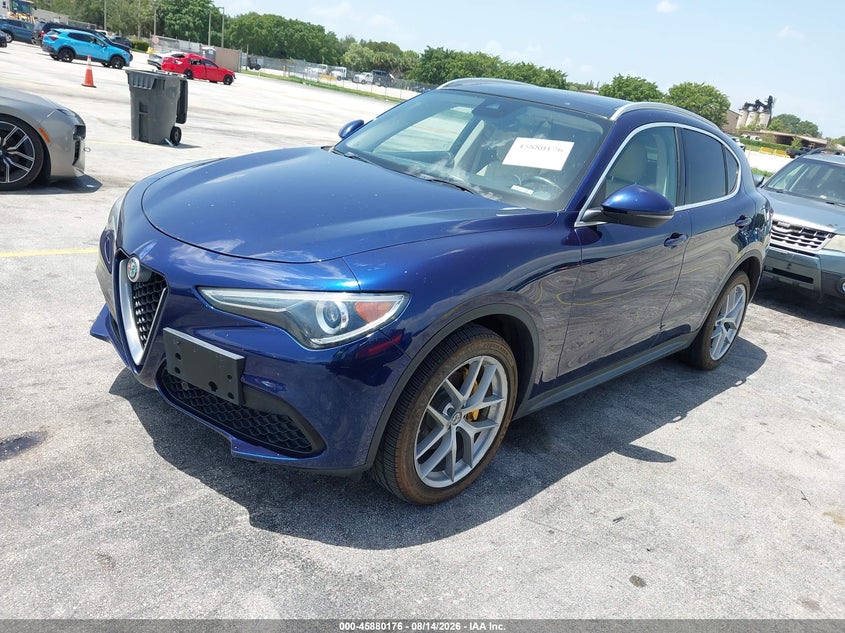2018 Alfa romeo Stelvio VIN ZASFAKRN5J7C16170 IAAI salvage auction — NORMAL WEAR, Clear (Florida), sold $2,200 on 2026-08-20 (photo 2)