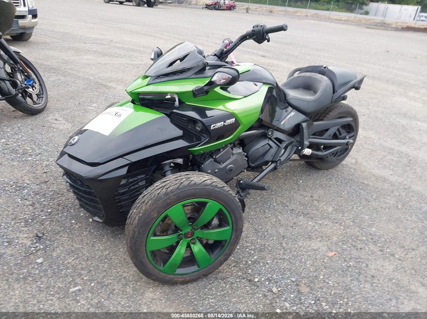 2017 Can-am/ brp Spyder VIN 2BXRDDD21HV000810 IAAI salvage auction — FRONT END, Wait Title, sold $2,700 on 2026-10-07 (photo 2)