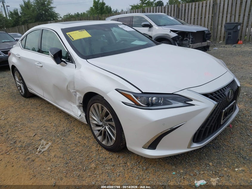 2022 Lexus ES VIN 58AEA1C12NU018937 IAAI salvage auction — SIDE, Salvage (Virginia), sold $21,600 on 2026-08-31 (photo 1)