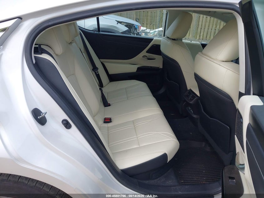 2022 Lexus ES VIN 58AEA1C12NU018937 IAAI salvage auction — SIDE, Salvage (Virginia), sold $21,600 on 2026-08-31 (photo 8)