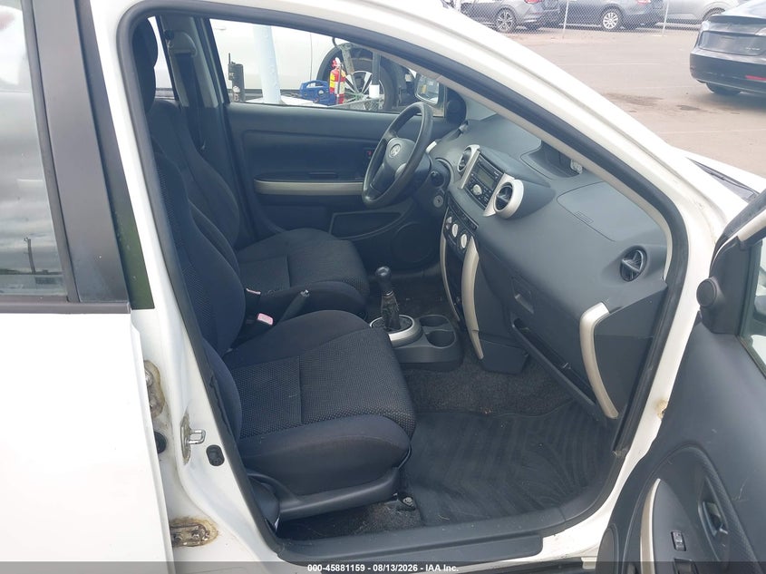 2005 Scion Xa VIN JTKKT624050114454 IAAI salvage auction — NORMAL WEAR, Clear (Hawaii), sold $100 on 2026-08-25 (photo 5)