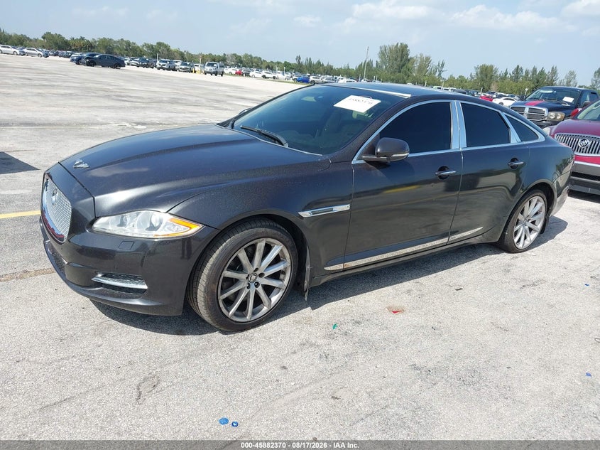 2012 Jaguar Xj series VIN SAJWA1CB3CLV29411 IAAI salvage auction — NORMAL WEAR, Clear (Florida), sold $1,000 on 2026-09-26 (photo 2)